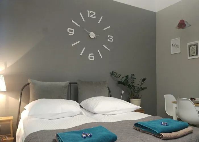 Easy Center Apartment *